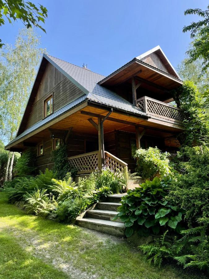 Villa Dom Z Bali Przy Szlaku à Kasina Wielka Extérieur photo